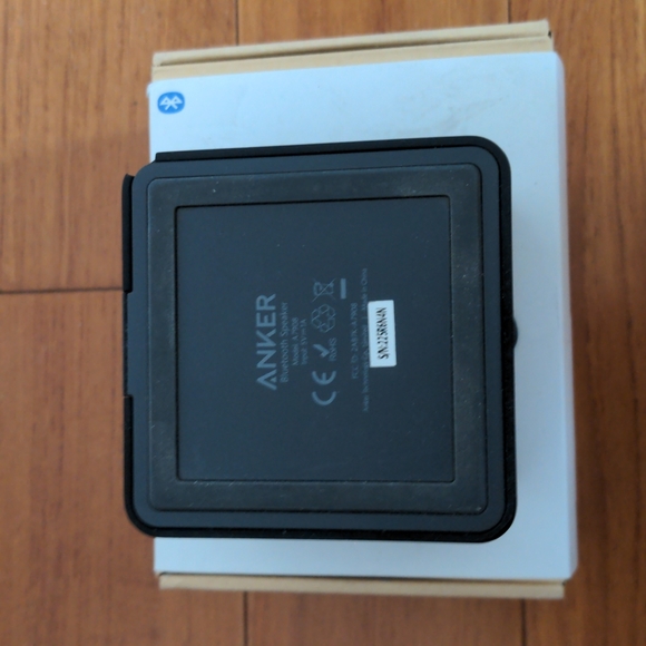 Anker Bluetooth speaker model A7908 - Picture 4 of 6